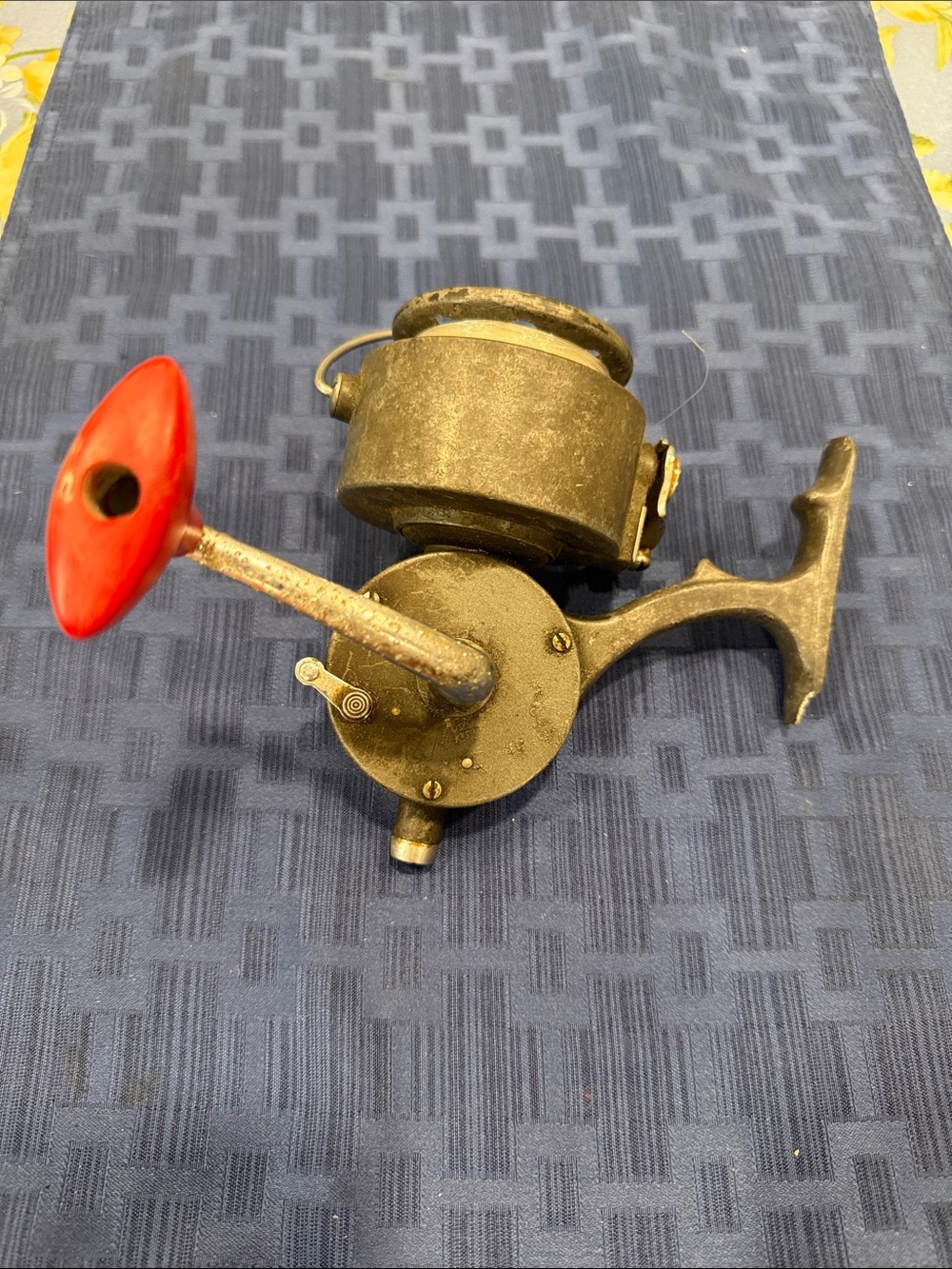 vintage Cadillac Compac spinning fishing reel made in Japan